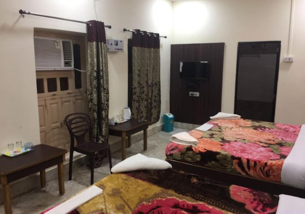 Liberty Guest House Varanasi Esterno foto