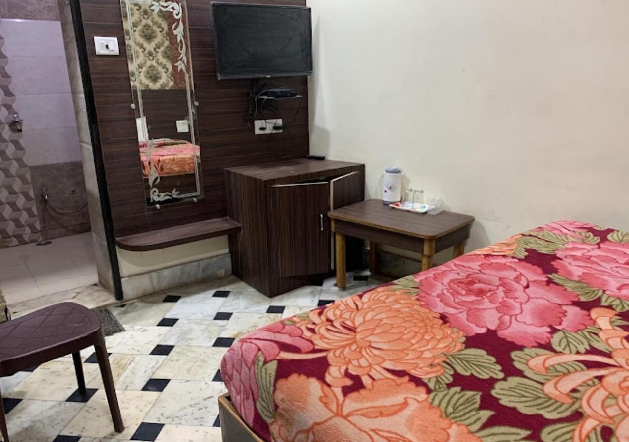 Liberty Guest House Varanasi Esterno foto
