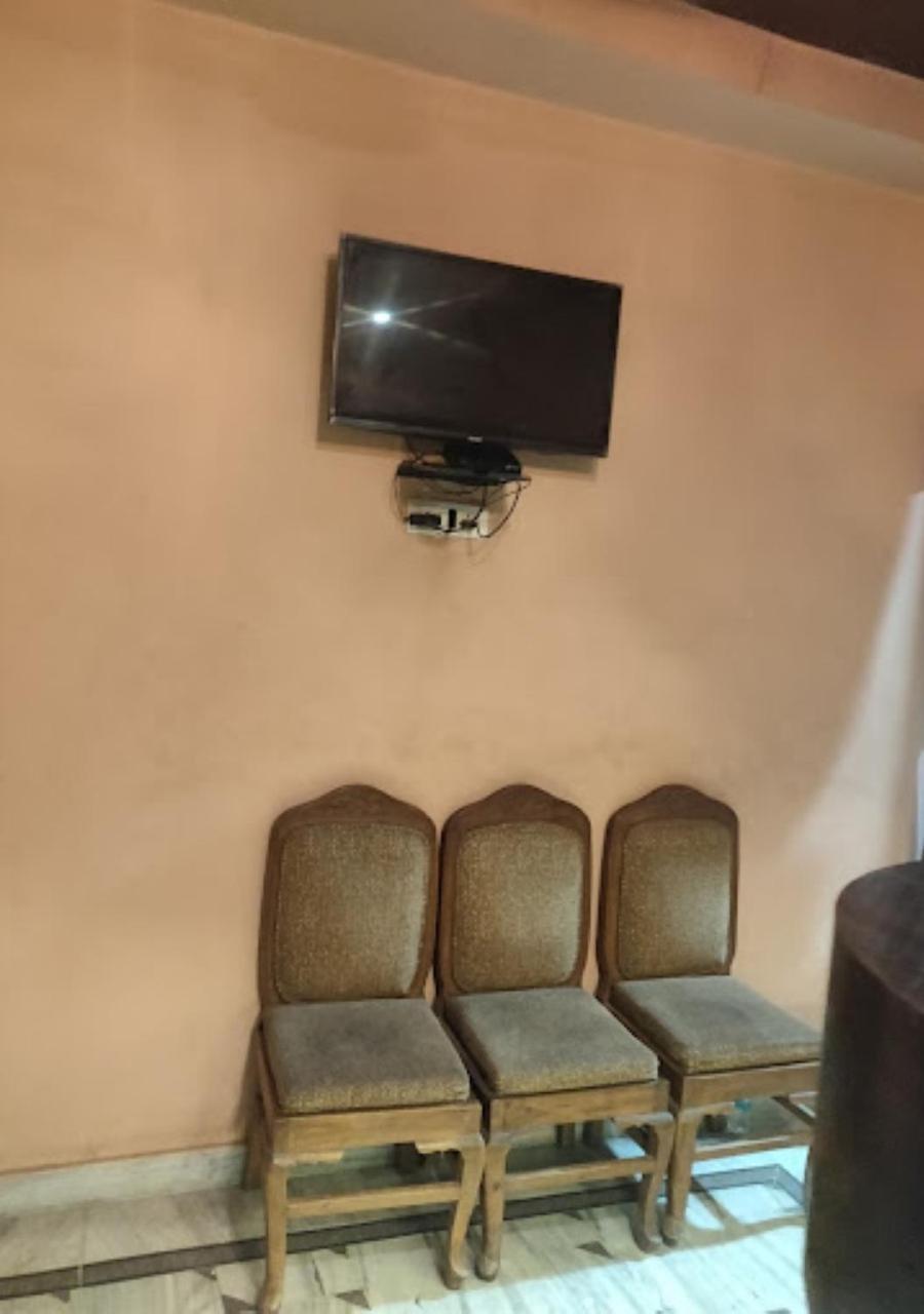 Liberty Guest House Varanasi Esterno foto
